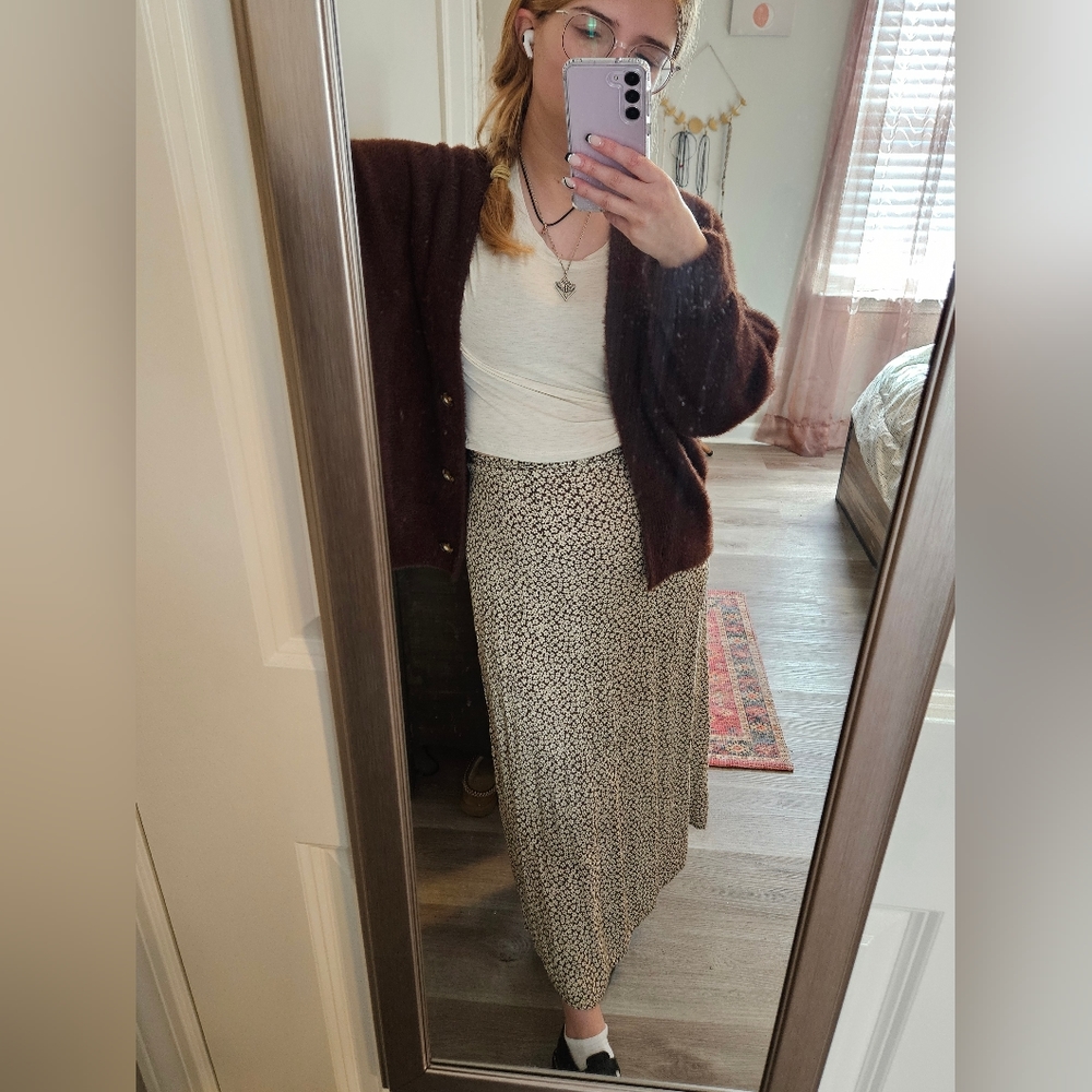Cute Vintage Floral Maxi Skirt